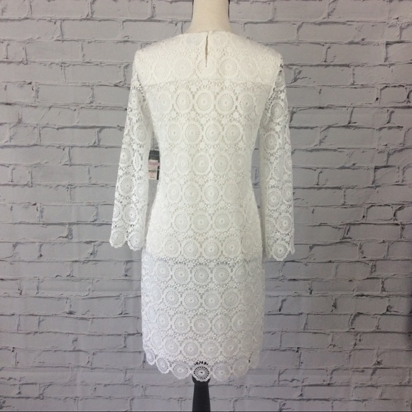 Crown & Ivy White Lace Dress, Size 6 - Picture 6 of 10